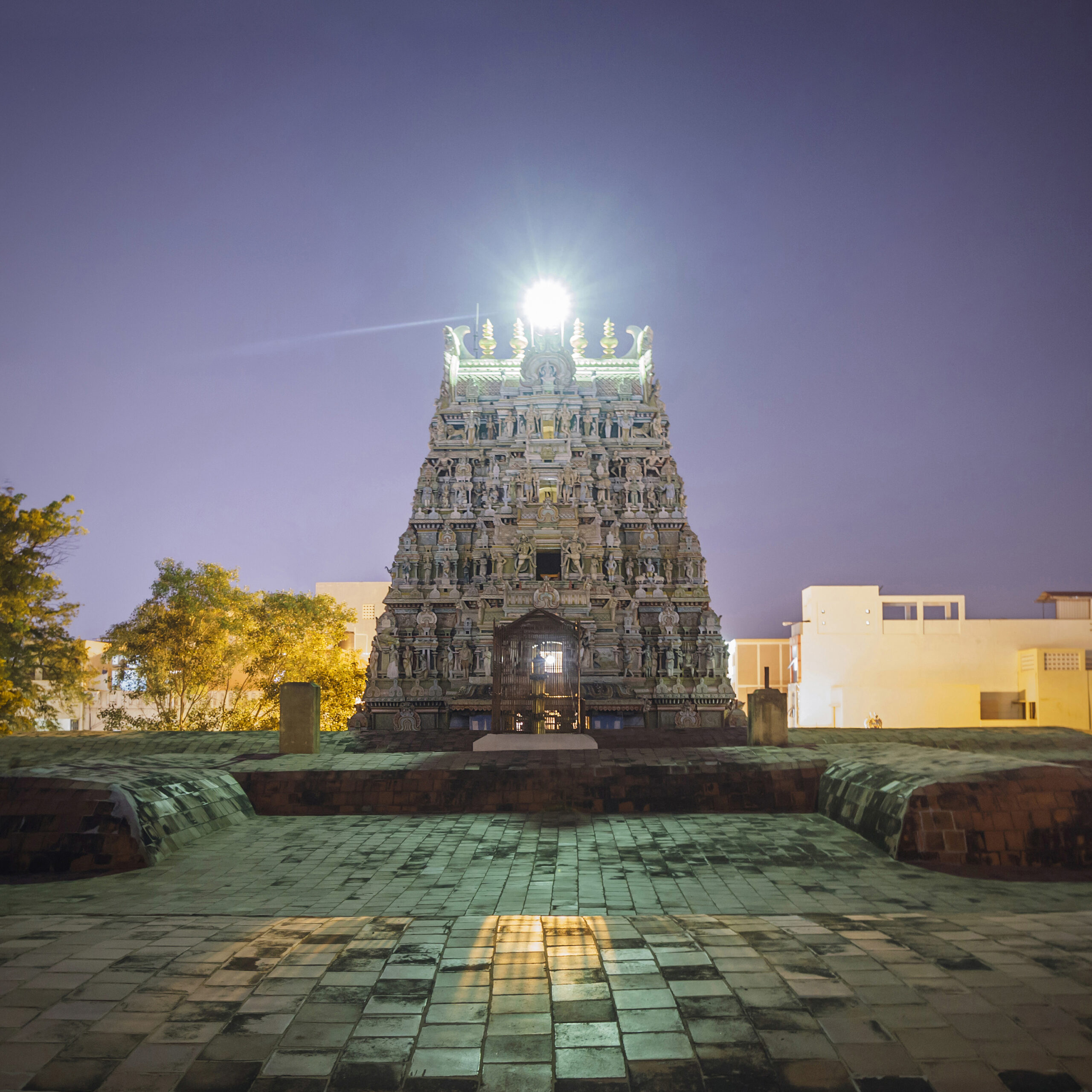 lord vishnu koodal azhagar perumal temple tower, madurai, tamilnadu, india